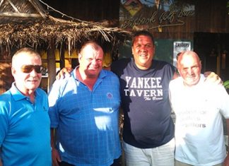 (From the left) Burapha podium placers: Phil Gough, Peter Knight, Steve Poznanski and Steve Mann.
